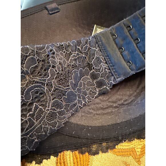 VICTORIAS SECRET black strapless bra size 34D - Picture 6 of 7